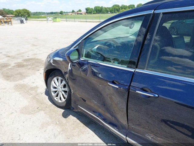 Aukcja sprzedaży 2017 Chrysler Pacifica Touring-l, vin: 2C4RC1BG2HR538330, numer aukcji: 45107564