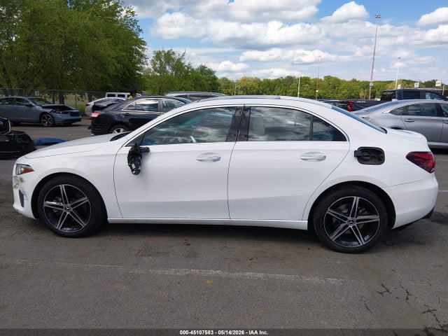 2021 Mercedes-benz A 220 4matic მანქანა იყიდება აუქციონზე, vin: W1K3G4FB8MJ305308, აუქციონის ნომერი: 45107583
