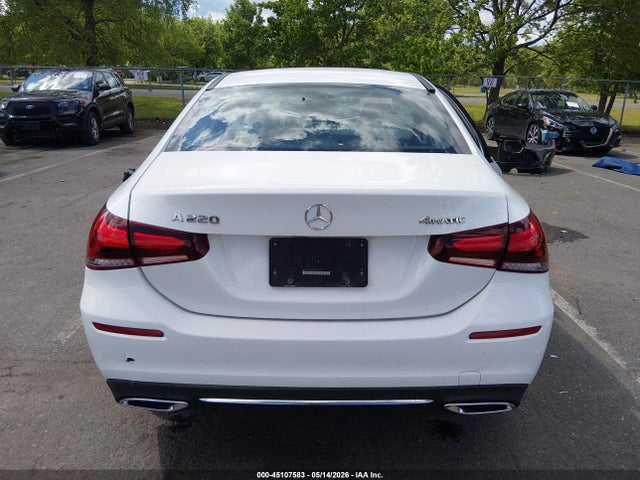 2021 Mercedes-benz A 220 4matic მანქანა იყიდება აუქციონზე, vin: W1K3G4FB8MJ305308, აუქციონის ნომერი: 45107583