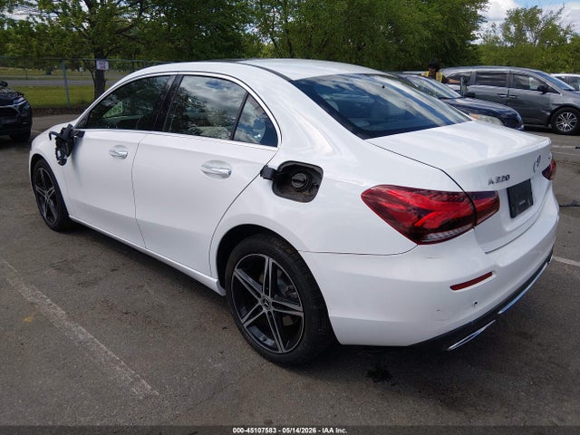 2021 Mercedes-benz A 220 4matic მანქანა იყიდება აუქციონზე, vin: W1K3G4FB8MJ305308, აუქციონის ნომერი: 45107583