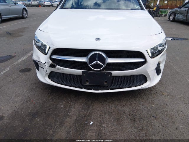 2021 Mercedes-benz A 220 4matic მანქანა იყიდება აუქციონზე, vin: W1K3G4FB8MJ305308, აუქციონის ნომერი: 45107583