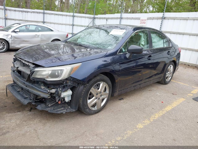 Subaru Legacy 2.5i 2018 4S3BNAA65J3042618 Image 2