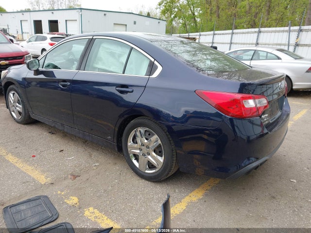 Subaru Legacy 2.5i 2018 4S3BNAA65J3042618 Image 3
