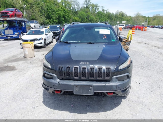 45107614 :رقم المزاد ، 1C4PJMBS0FW786308 vin ، 2015 Jeep Cherokee Trailhawk مزاد بيع