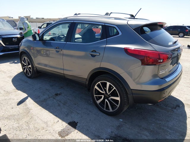 JN1BJ1CR7HW127121 Nissan Rogue Sport Sl