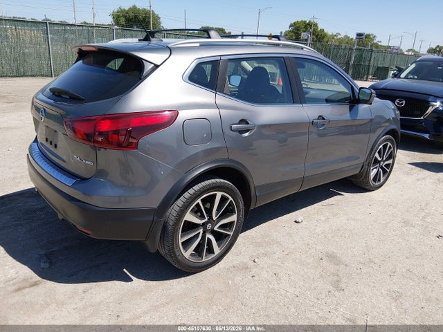 JN1BJ1CR7HW127121 Nissan Rogue Sport Sl