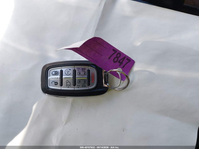 Продажа на аукционе авто 2018 Chrysler Pacifica Limited, vin: 2C4RC1GG5JR149101, номер лота: 45107632