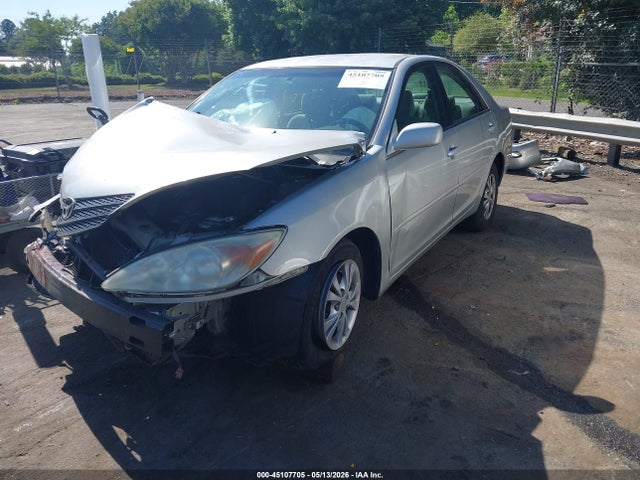 2004 Toyota Camry Le V6 მანქანა იყიდება აუქციონზე, vin: 4T1BF32KX4U077301, აუქციონის ნომერი: 45107705