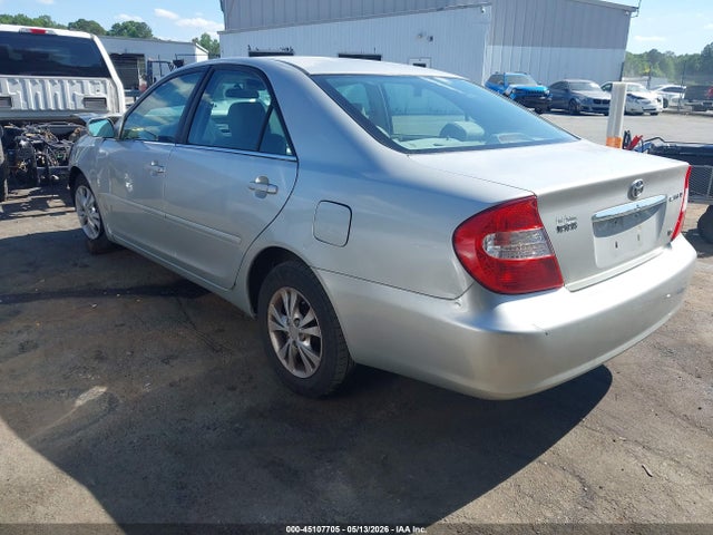 2004 Toyota Camry Le V6 მანქანა იყიდება აუქციონზე, vin: 4T1BF32KX4U077301, აუქციონის ნომერი: 45107705