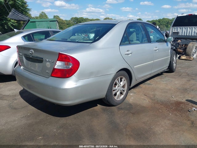 2004 Toyota Camry Le V6 მანქანა იყიდება აუქციონზე, vin: 4T1BF32KX4U077301, აუქციონის ნომერი: 45107705