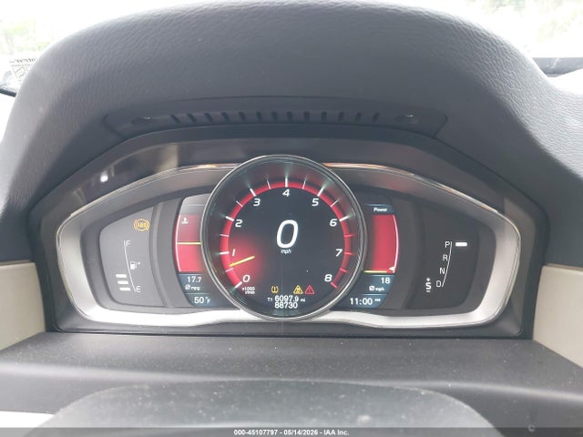 2014 Volvo Xc70 T6 Platinum მანქანა იყიდება აუქციონზე, vin: YV4902BZ3E1181317, აუქციონის ნომერი: 45107797