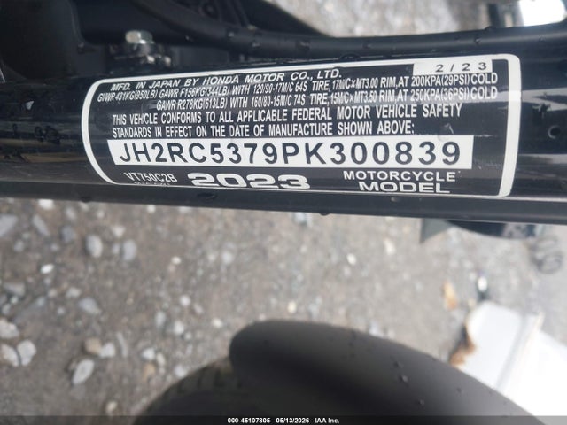 JH2RC5379PK300839 Honda Vt750 C2b