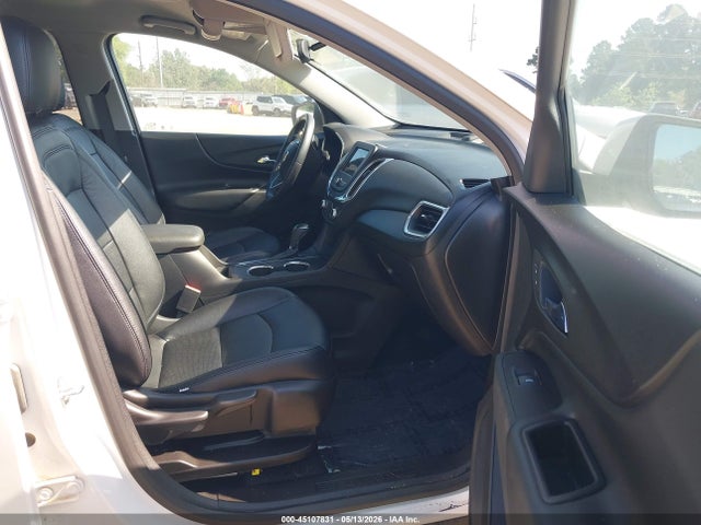 2GNAXLEX8K6130844 Chevrolet EQUINOX LT