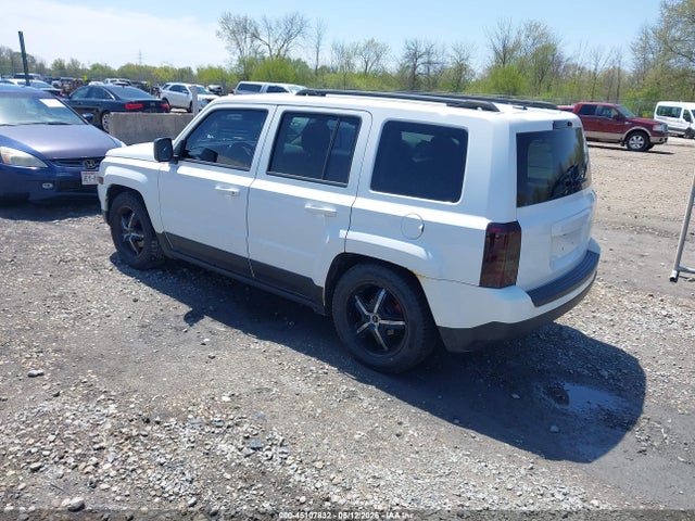 45107832 :رقم المزاد ، 1C4NJRFB8ED910365 vin ، 2014 Jeep Patriot Latitude مزاد بيع