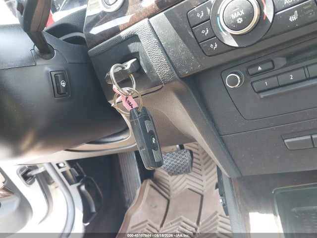 2011 Bmw 328i Xdrive მანქანა იყიდება აუქციონზე, vin: WBAPK7C53BA817479, აუქციონის ნომერი: 45107844