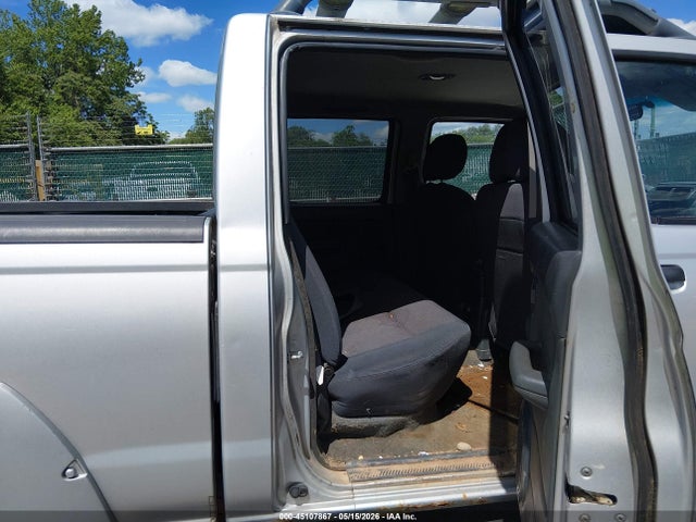 2004 Nissan Frontier Xe-v6 მანქანა იყიდება აუქციონზე, vin: 1N6ED29Y54C413547, აუქციონის ნომერი: 45107867