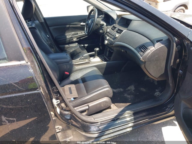 45107872 :رقم المزاد ، 1HGCP2F62BA059095 vin ، 2011 Honda Accord 2.4 Se مزاد بيع
