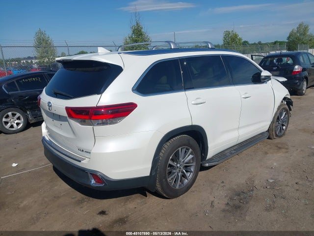 45107890 :رقم المزاد ، 5TDJZRFH7HS360063 vin ، 2017 Toyota Highlander Xle مزاد بيع