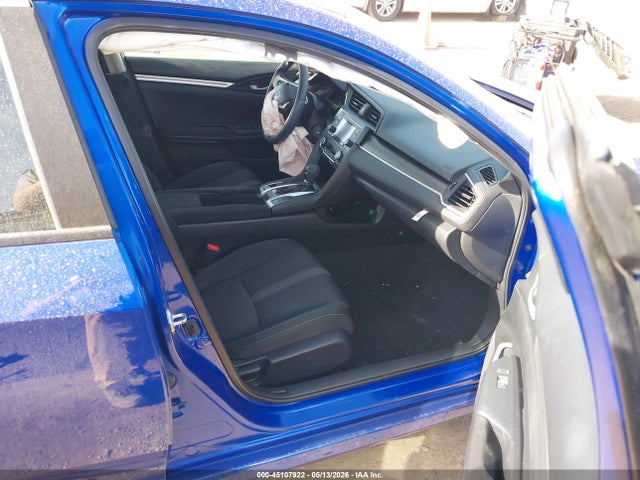 45107922 :رقم المزاد ، 2HGFC2F69LH566622 vin ، 2020 Honda Civic Lx مزاد بيع