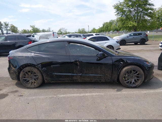 Tesla Model 3 Long Range All-wheel Drive 2025 5YJ3E1EB3SF884339 Image 12