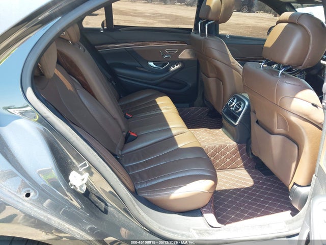 WDDUG8FB9FA118514 Mercedes-Benz S 550 4matic