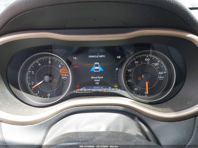 2018 Jeep Cherokee Limited 4x4 მანქანა იყიდება აუქციონზე, vin: 1C4PJMDB3JD517804, აუქციონის ნომერი: 45108052