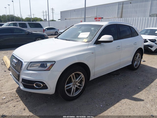Audi Q5 3.0t Premium Plus 2014 WA1DGAFP1EA053583 Image 2