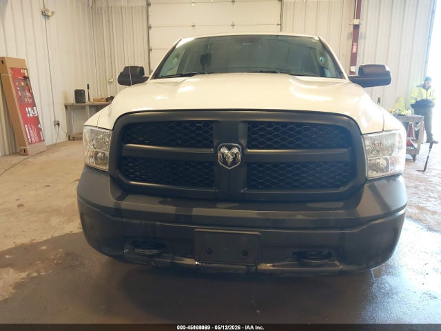 2020 Ram 1500 Classic Tradesman  4x4 5'7 Box მანქანა იყიდება აუქციონზე, vin: 1C6RR7KTXLS156527, აუქციონის ნომერი: 45108069