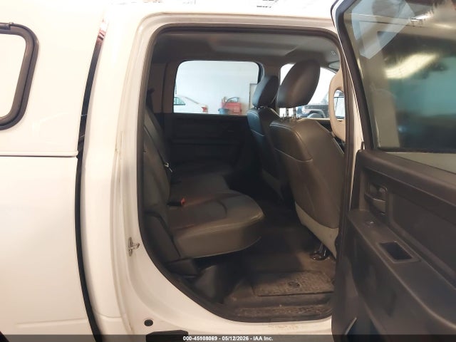 2020 Ram 1500 Classic Tradesman  4x4 5'7 Box მანქანა იყიდება აუქციონზე, vin: 1C6RR7KTXLS156527, აუქციონის ნომერი: 45108069