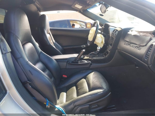 Продажа на аукционе авто 2005 Chevrolet Corvette, vin: 1G1YY24U155132563, номер лота: 45108077