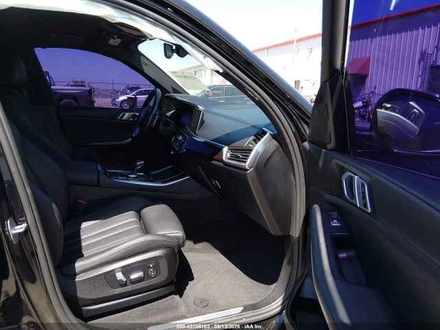 5UXCR6C58KLL38498 BMW X5 Xdrive40i