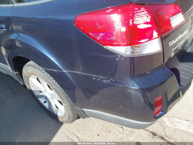 Продаж на аукціоні авто 2014 Subaru Outback 2.5i Premium, vin: 4S4BRCCC1E3200876, номер лоту: 45108105