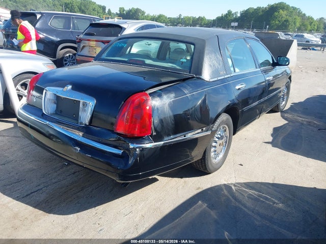 Aukcja sprzedaży 1998 Lincoln Town Car Executive, vin: 1LNFM81W3WY614272, numer aukcji: 45108133