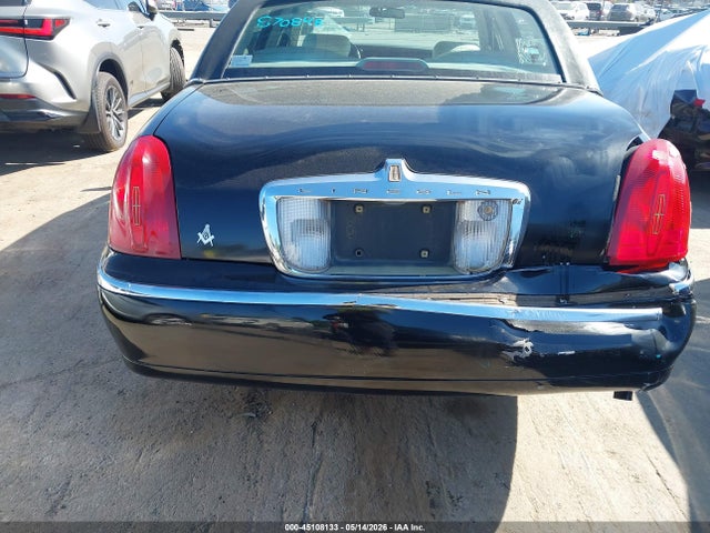 Aukcja sprzedaży 1998 Lincoln Town Car Executive, vin: 1LNFM81W3WY614272, numer aukcji: 45108133