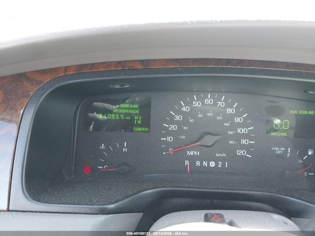 Aukcja sprzedaży 1998 Lincoln Town Car Executive, vin: 1LNFM81W3WY614272, numer aukcji: 45108133