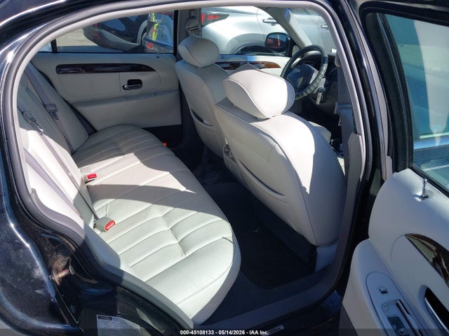 Aukcja sprzedaży 1998 Lincoln Town Car Executive, vin: 1LNFM81W3WY614272, numer aukcji: 45108133