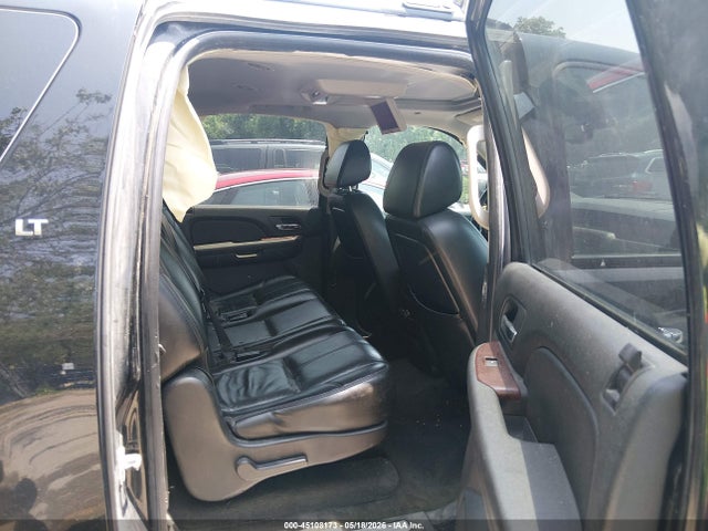 Продажа на аукционе авто 2007 Chevrolet Suburban 1500 Lt, vin: 3GNFK16317G208865, номер лота: 45108173