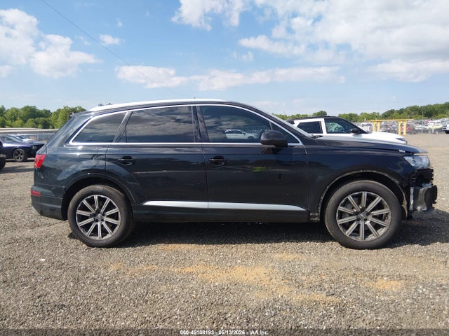 Продажа на аукционе авто 2017 Audi Q7 3.0t Premium, vin: WA1VAAF72HD057070, номер лота: 45108193