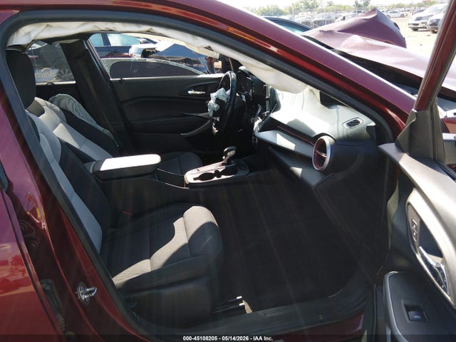 45108205 :رقم المزاد ، KL77LGE20RC001330 vin ، 2024 Chevrolet Trax Fwd 1rs مزاد بيع