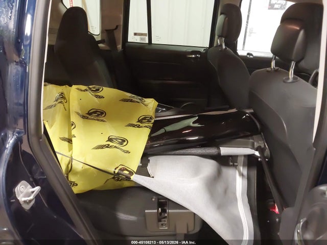 2014 Jeep Compass Sport მანქანა იყიდება აუქციონზე, vin: 1C4NJDBBXED828744, აუქციონის ნომერი: 45108213