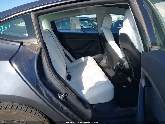 Продажа на аукционе авто 2022 Tesla Model 3 Long Range Dual Motor All-wheel Drive, vin: 5YJ3E1EBXNF305402, номер лота: 45108229
