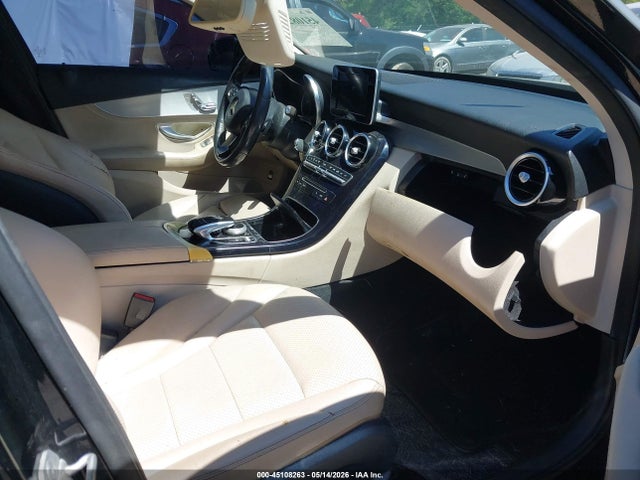 Aukcja sprzedaży 2016 Mercedes-benz C 300, vin: 55SWF4JBXGU114467, numer aukcji: 45108263