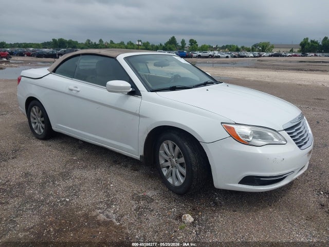 Продаж на аукціоні авто 2013 Chrysler 200 Touring, vin: 1C3BCBEB8DN511605, номер лоту: 45108277