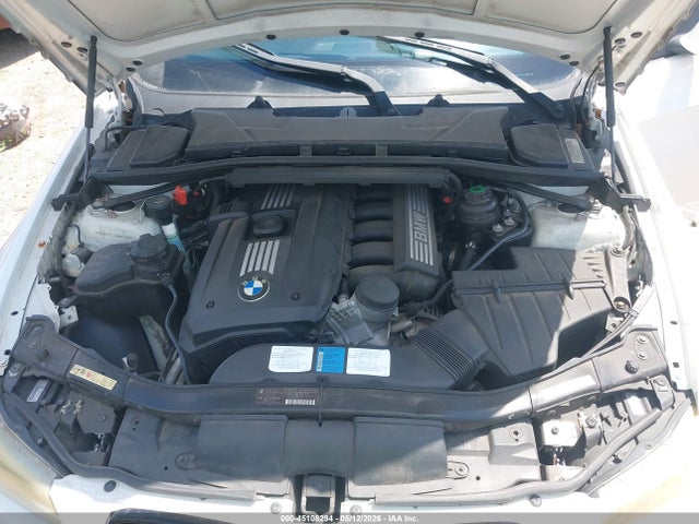 Продажа на аукционе авто 2009 Bmw 328i, vin: WBAPH77529NM46231, номер лота: 45108294