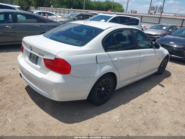 Продажа на аукционе авто 2009 Bmw 328i, vin: WBAPH77529NM46231, номер лота: 45108294