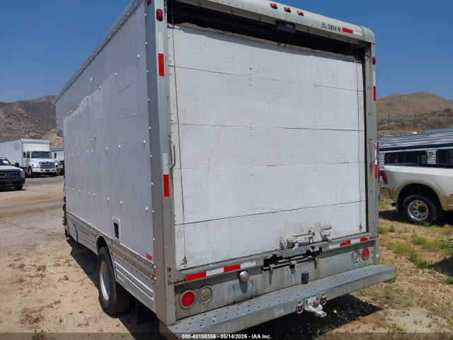 45108356 :رقم المزاد ، 1FDXE45SX7DA80634 vin ، 2007 Ford E-450 Cutaway مزاد بيع