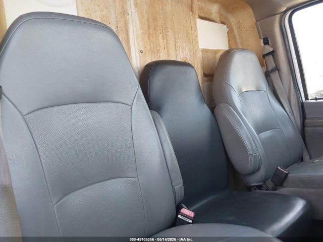 45108356 :رقم المزاد ، 1FDXE45SX7DA80634 vin ، 2007 Ford E-450 Cutaway مزاد بيع