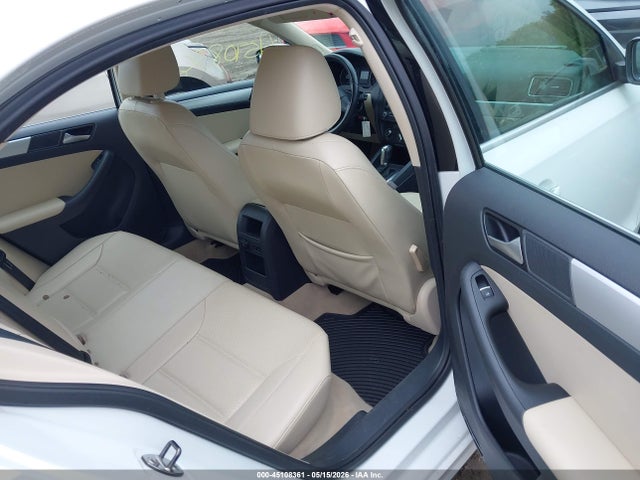Продаж на аукціоні авто 2014 Volkswagen Jetta 1.8t Se, vin: 3VWD17AJ6EM286341, номер лоту: 45108361