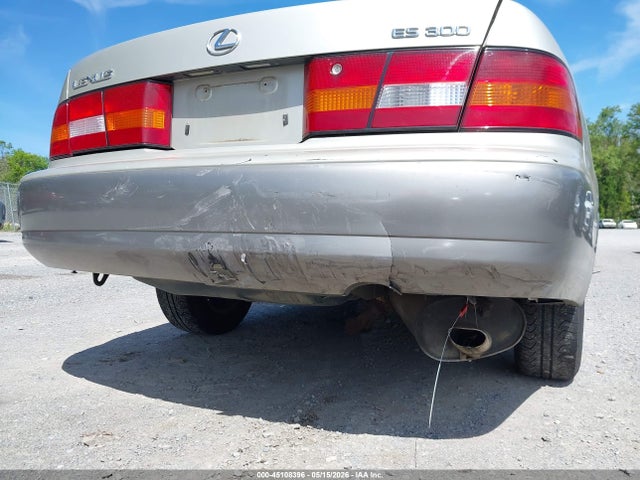 Продажа на аукционе авто 1997 Lexus Es 300, vin: JT8BF22G7V0077371, номер лота: 45108396