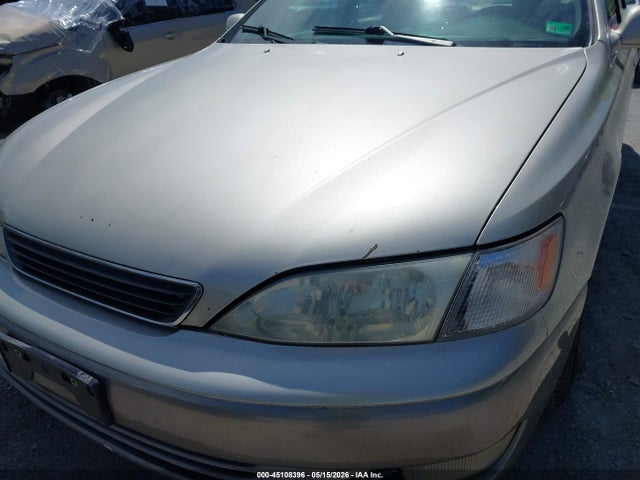 Продажа на аукционе авто 1997 Lexus Es 300, vin: JT8BF22G7V0077371, номер лота: 45108396